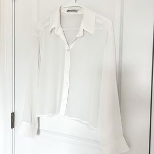 ABERCROMBIE CHIFFON LONG SLEEVE BUTTON UP